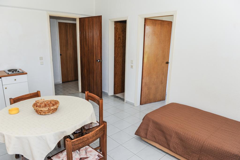 Hotel Margaret Кремасті Номер фото