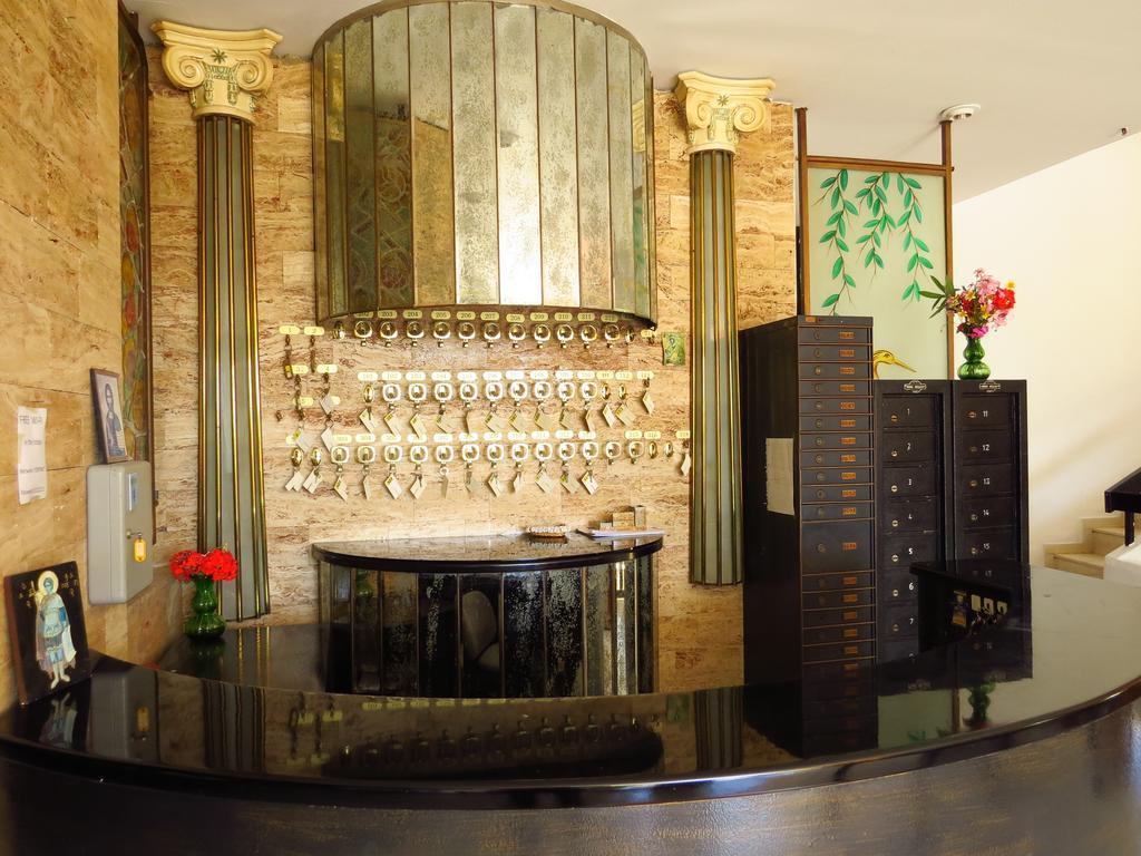 Hotel Margaret Кремасті Екстер'єр фото