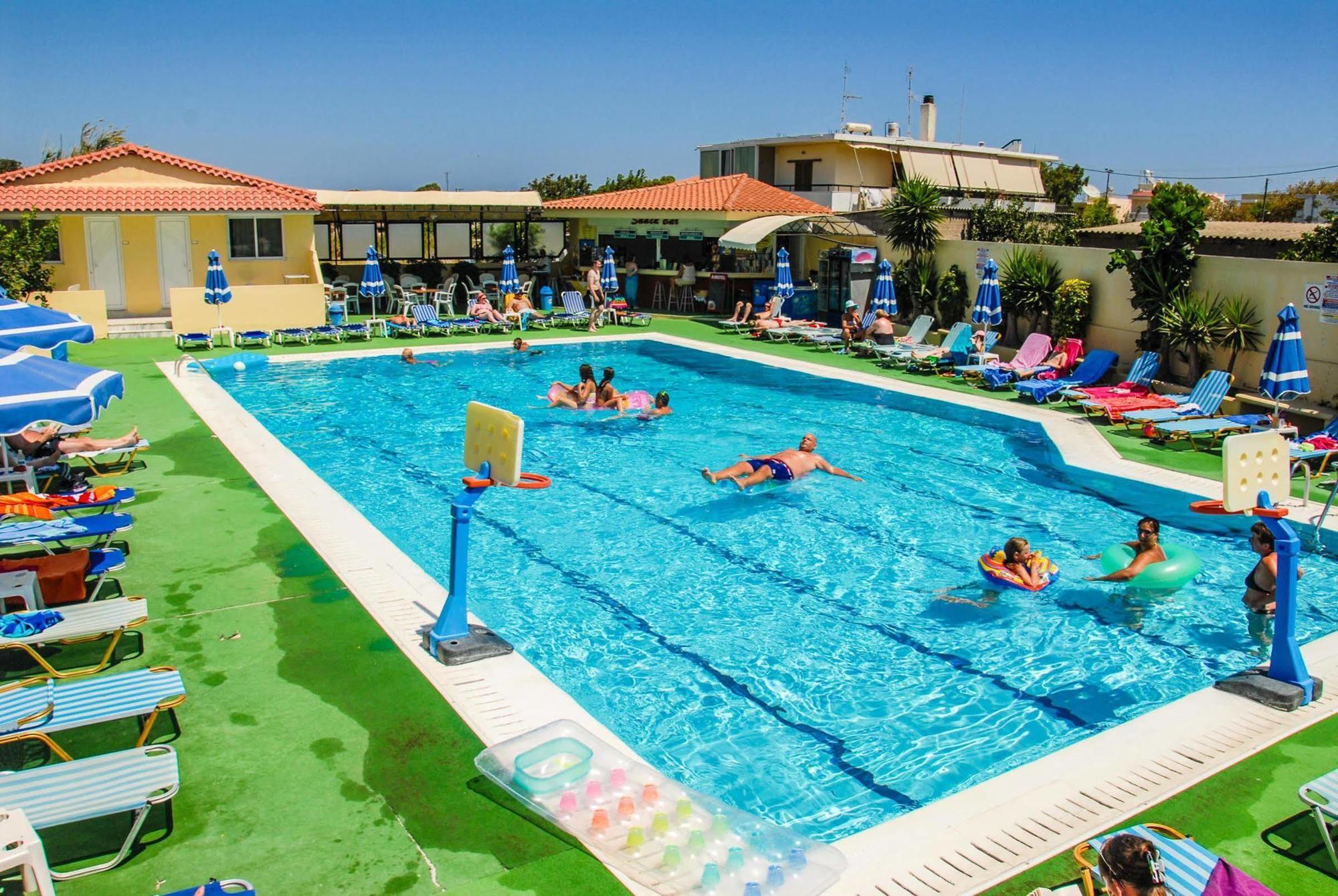 Hotel Margaret Кремасті Екстер'єр фото